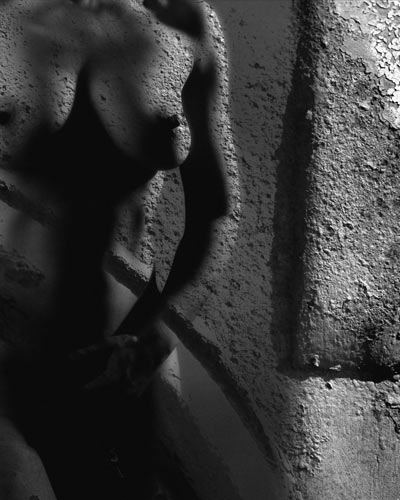 Boudoir als kunstvorm - Expositiebeelden die spreken tot de verbeelding en de diepste emoties raken