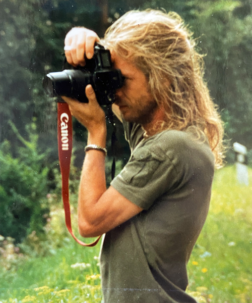 Analoge meesterschap in boudoirfotografie – De magie van handgemaakte vergrotingen en tijdloze beelden